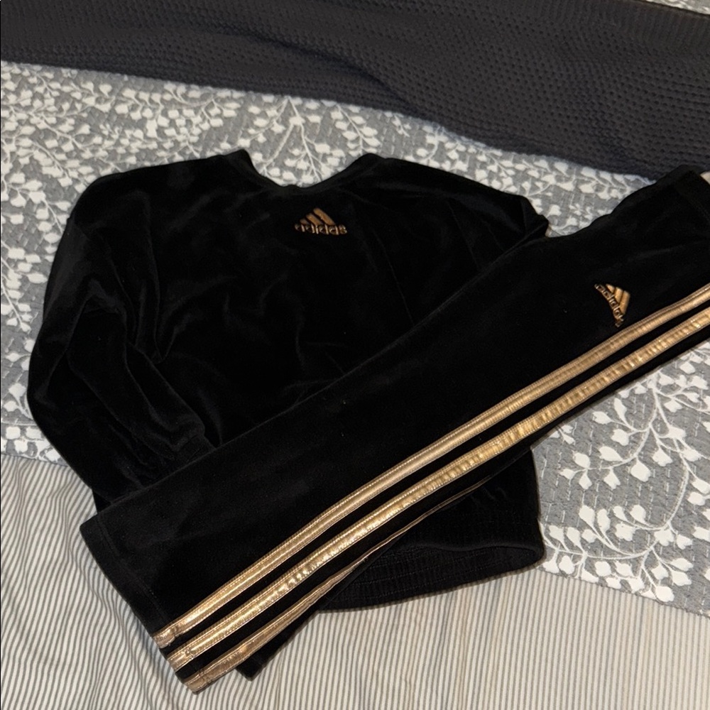 Adidas velour black bell bottom tracksuit 3t